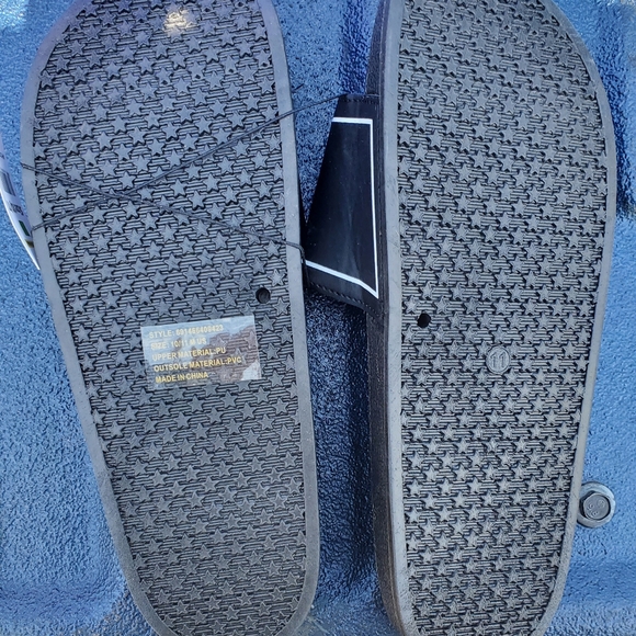 Slides - Picture 2 of 3